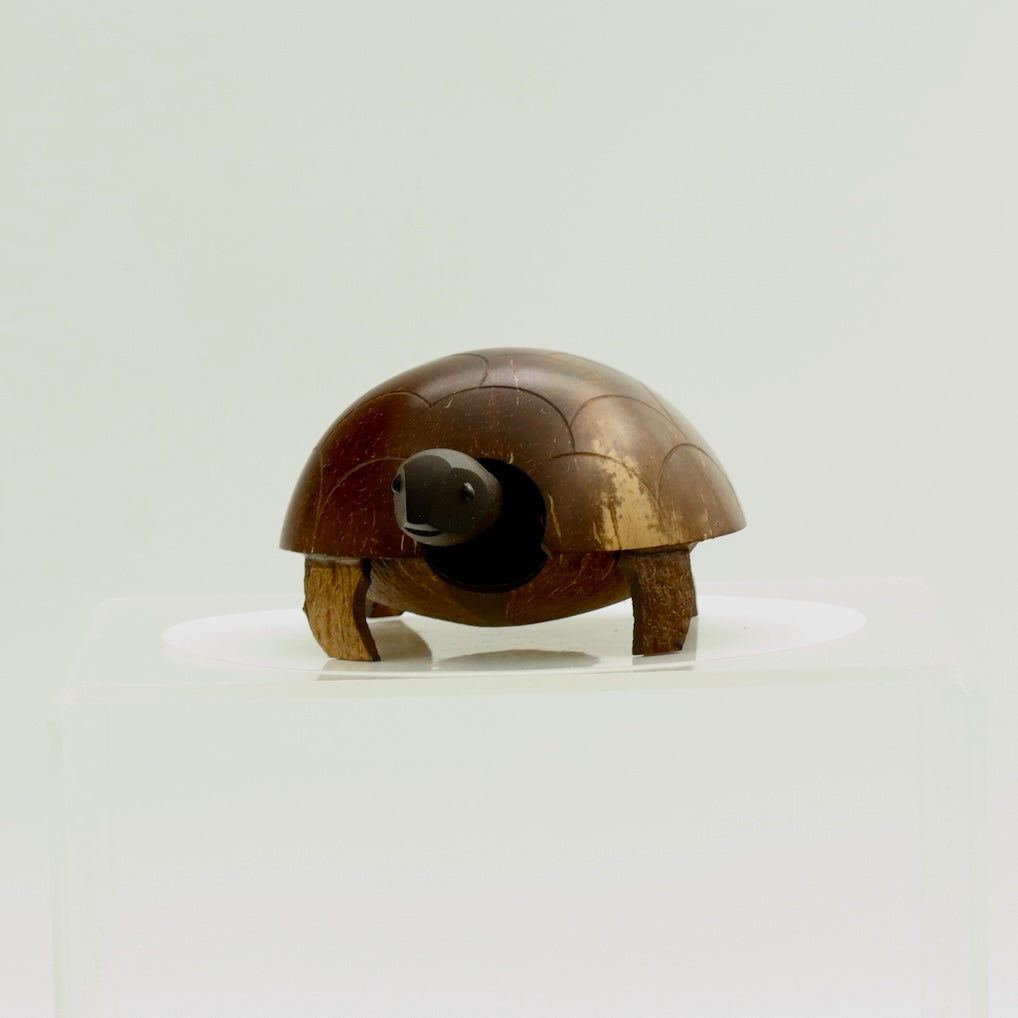 Handcrafted Coconut Shell Turtle – Wobbly Nodding Decor