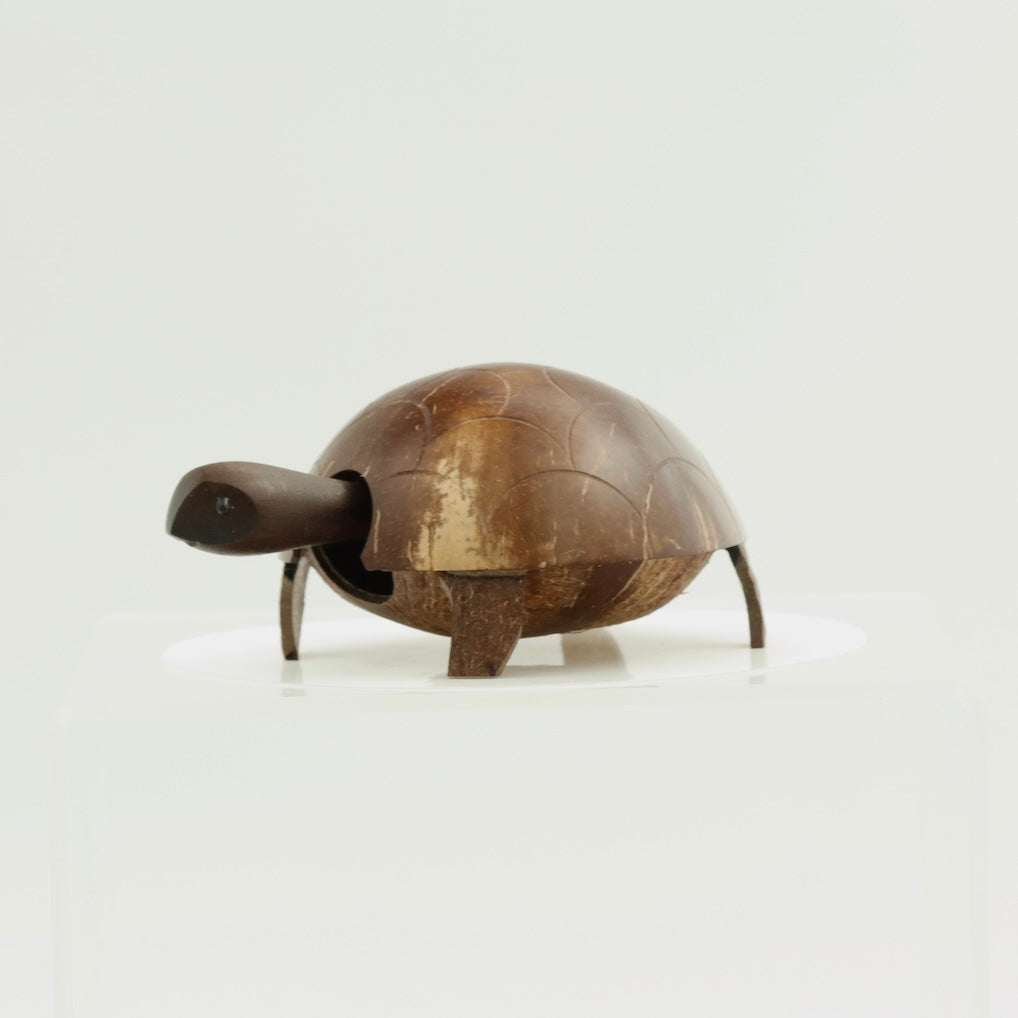 Handcrafted Coconut Shell Turtle – Wobbly Nodding Decor