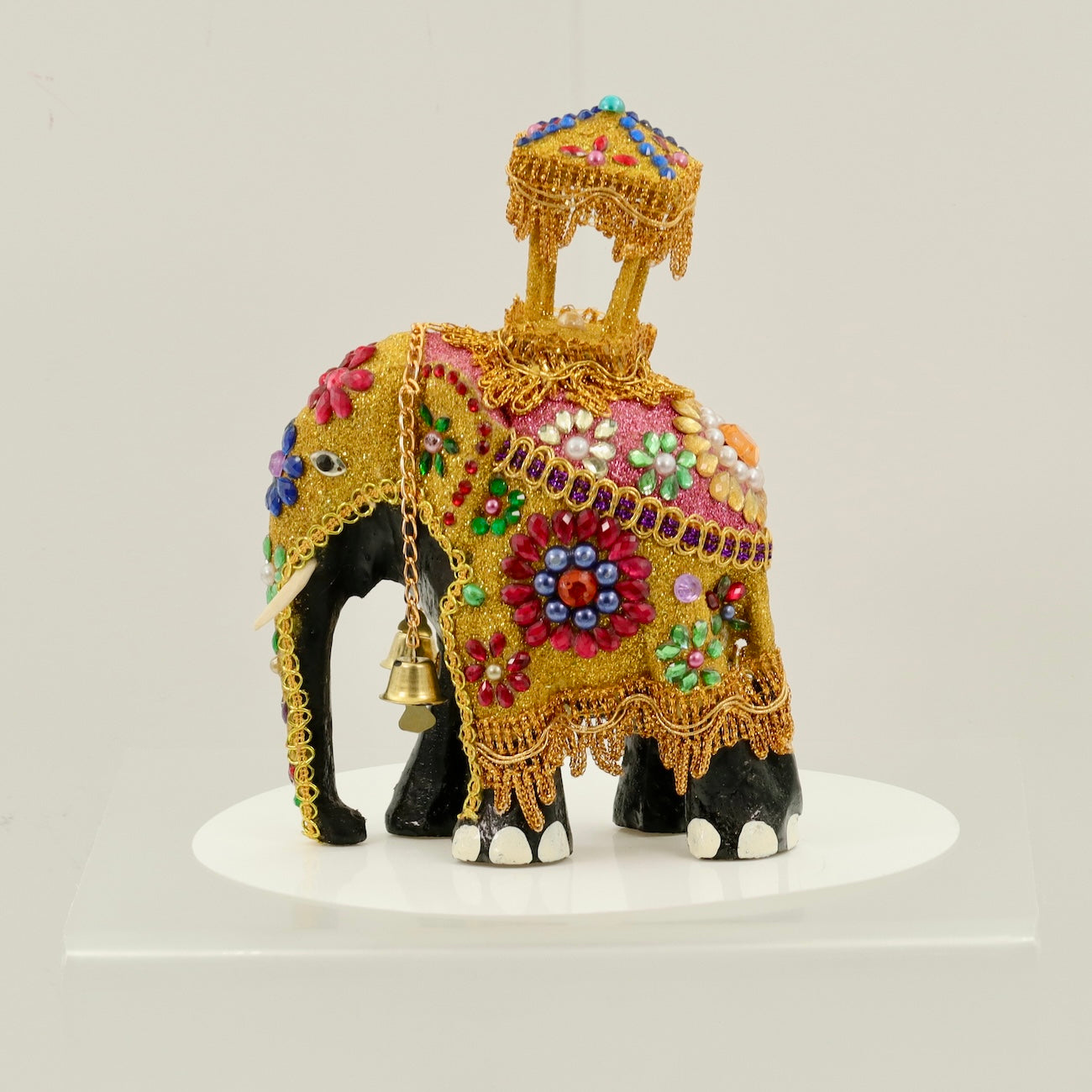 Luxury Decorative Elephant Figurine with Bells – Handcrafted Ornament