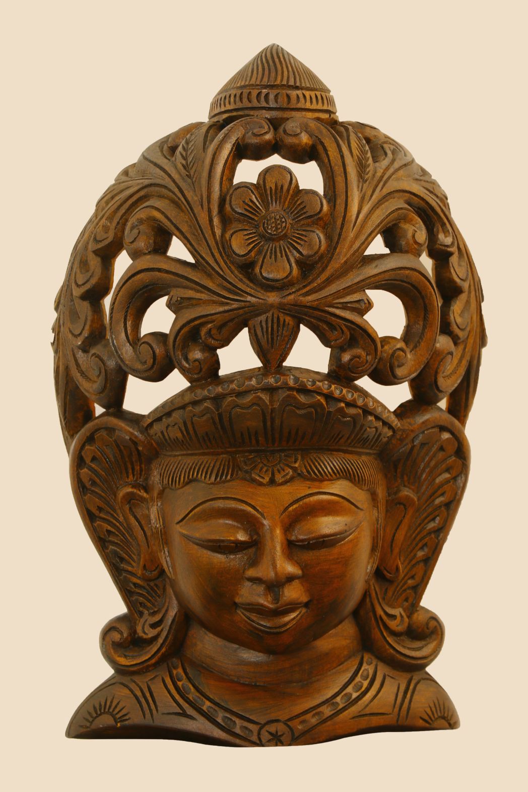 Hand Carved Kandyan Princess Wooden Sculpture – Sri Lankan Royal Lady Statue