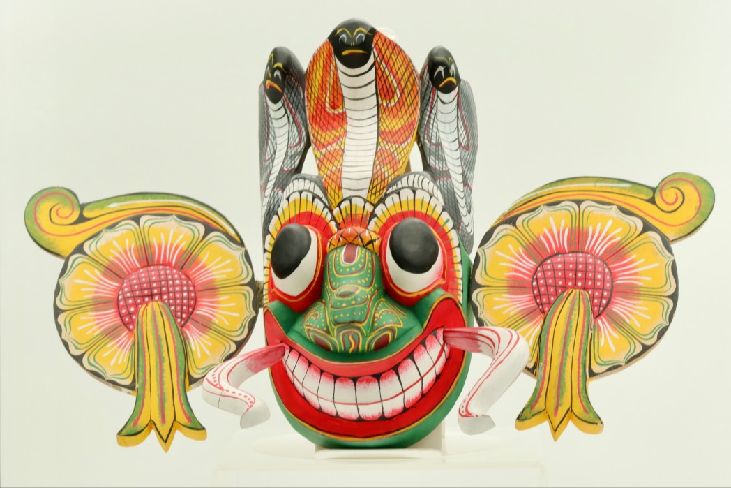 Handcrafted Sri Lankan Gara Raksha Wooden Mask – Traditional Protective Demon Wall Mask